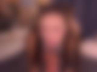 Bllowjoyy's Live Sex Cam Show