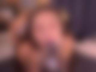 Bllowjoyy's Live Sex Cam Show