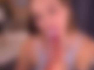 Bllowjoyy's Live Sex Cam Show