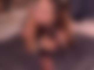 Bllowjoyy's Live Sex Cam Show