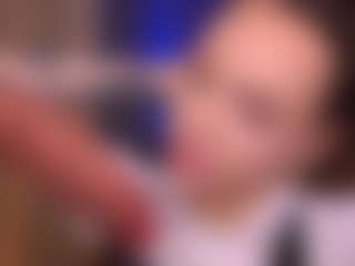 Bllowjoyy's Live Sex Cam Show