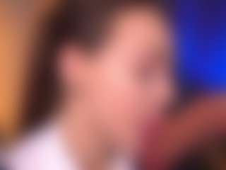 Bllowjoyy's Live Sex Cam Show