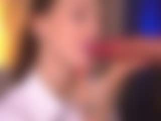 Bllowjoyy's Live Sex Cam Show