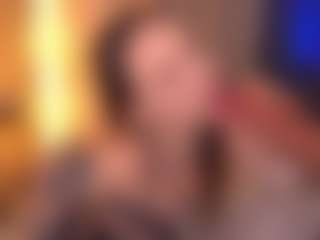 Bllowjoyy's Live Sex Cam Show