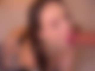 Bllowjoyy's Live Sex Cam Show