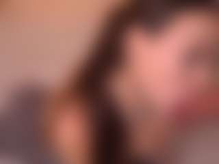 Bllowjoyy's Live Sex Cam Show