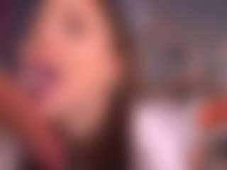Bllowjoyy's Live Sex Cam Show
