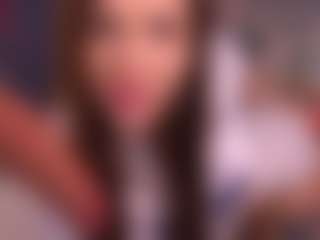 Bllowjoyy's Live Sex Cam Show