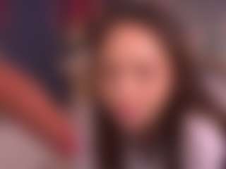Bllowjoyy's Live Sex Cam Show