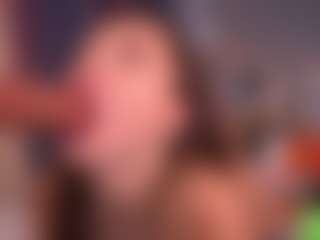 Bllowjoyy's Live Sex Cam Show