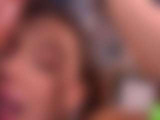 Live cam show with Bllowjoyy - BBW Lush on hrnylive.com