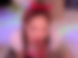 Bllowjoyy's Live Sex Cam Show