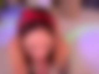 Bllowjoyy's Live Sex Cam Show