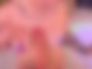 Bllowjoyy's Live Sex Cam Show