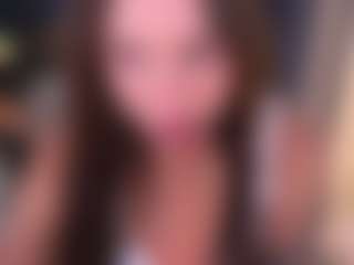 Bllowjoyy's Live Sex Cam Show