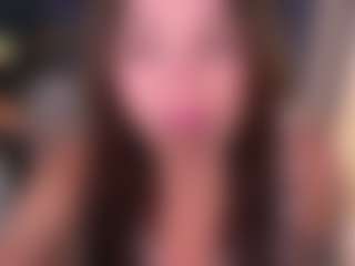 Bllowjoyy's Live Sex Cam Show