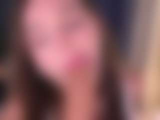 Bllowjoyy's Live Sex Cam Show