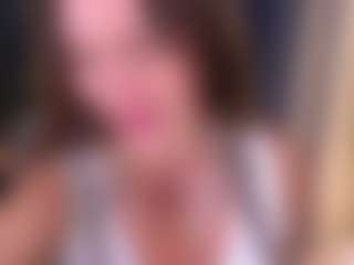 Bllowjoyy's Live Sex Cam Show