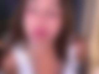 Bllowjoyy's Live Sex Cam Show