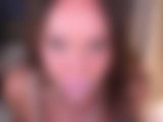 Bllowjoyy's Live Sex Cam Show