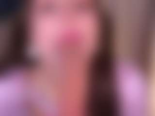 Bllowjoyy's Live Sex Cam Show