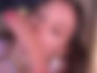 Bllowjoyy's Live Sex Cam Show