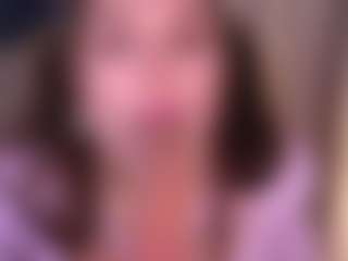 Bllowjoyy's Live Sex Cam Show