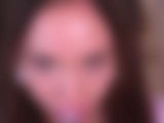 Bllowjoyy's Live Sex Cam Show