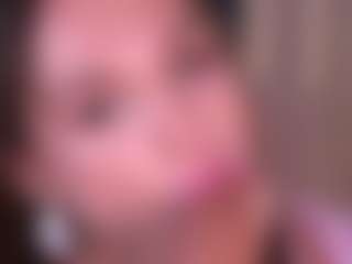 Bllowjoyy's Live Sex Cam Show