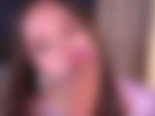 Bllowjoyy's Live Sex Cam Show
