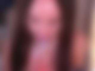 Live cam show with Bllowjoyy - Big Tits Curvy on liverealitysex.com