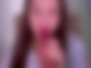 Bllowjoyy's Live Sex Cam Show
