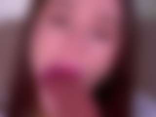 Bllowjoyy's Live Sex Cam Show