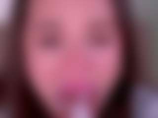 Bllowjoyy's Live Sex Cam Show