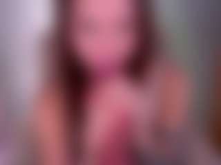Bllowjoyy's Live Sex Cam Show