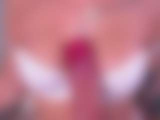 Bllowjoyy's Live Sex Cam Show