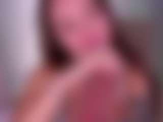 Live cam show with Bllowjoyy - Strip Curvy on Streamer API