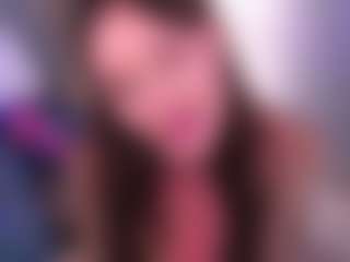 Bllowjoyy's Live Sex Cam Show