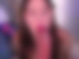 Bllowjoyy's Live Sex Cam Show