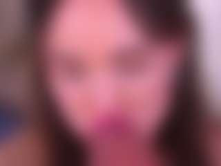 Bllowjoyy's Live Sex Cam Show