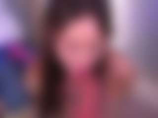 Live cam show with Bllowjoyy - Smoking on CamwithHer