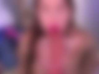 Bllowjoyy's Live Sex Cam Show