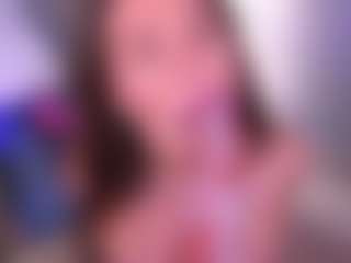 Bllowjoyy's Live Sex Cam Show