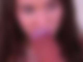 Bllowjoyy's Live Sex Cam Show