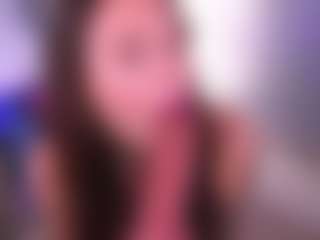 Bllowjoyy's Live Sex Cam Show