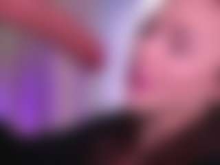 Bllowjoyy's Live Sex Cam Show