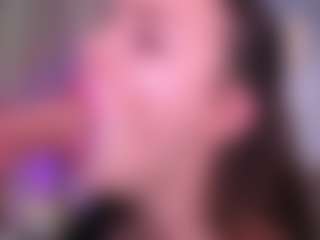Bllowjoyy's Live Sex Cam Show