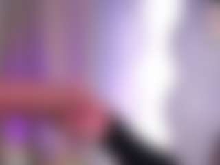 Bllowjoyy's Live Sex Cam Show