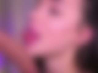 Live cam show with Bllowjoyy - Green Eyes on Camsoda