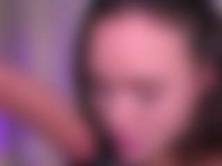 Bllowjoyy's Live Sex Cam Show